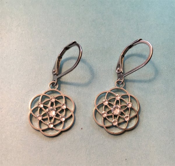 Saat des Lebens Ohrringe mit weissen Swarovski Steinen Quelle deiner Kraft EM-Accessoires Berlin Hermsdorf